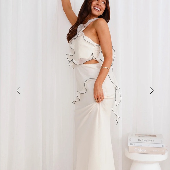 Hello Molly White Ruffle Dress - Picture 4 of 5